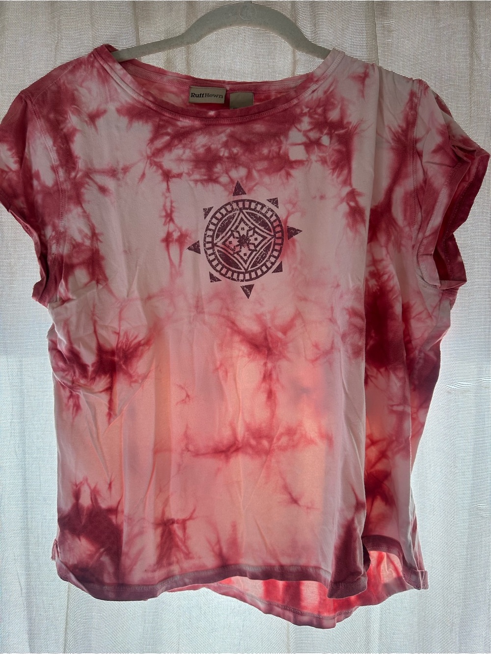 RuffHewen Size Large Pink Tie-Dye Graphic Tee